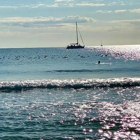 Frente Al Mar En